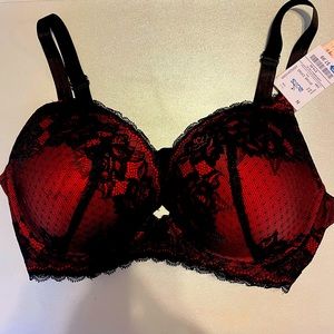 NWT RED AND BLACK LACE BRA